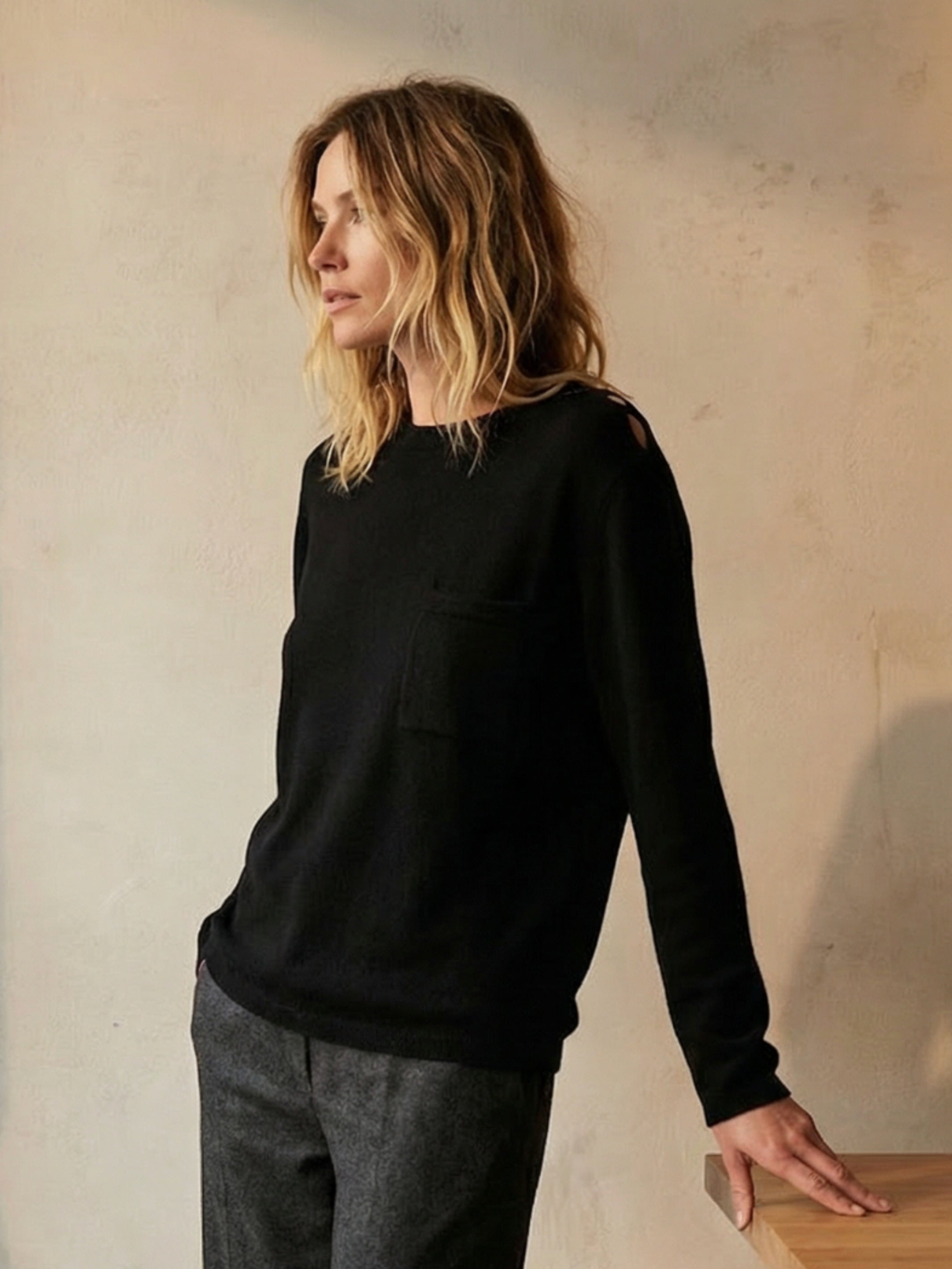 Cashmere loose crew neck sweater black