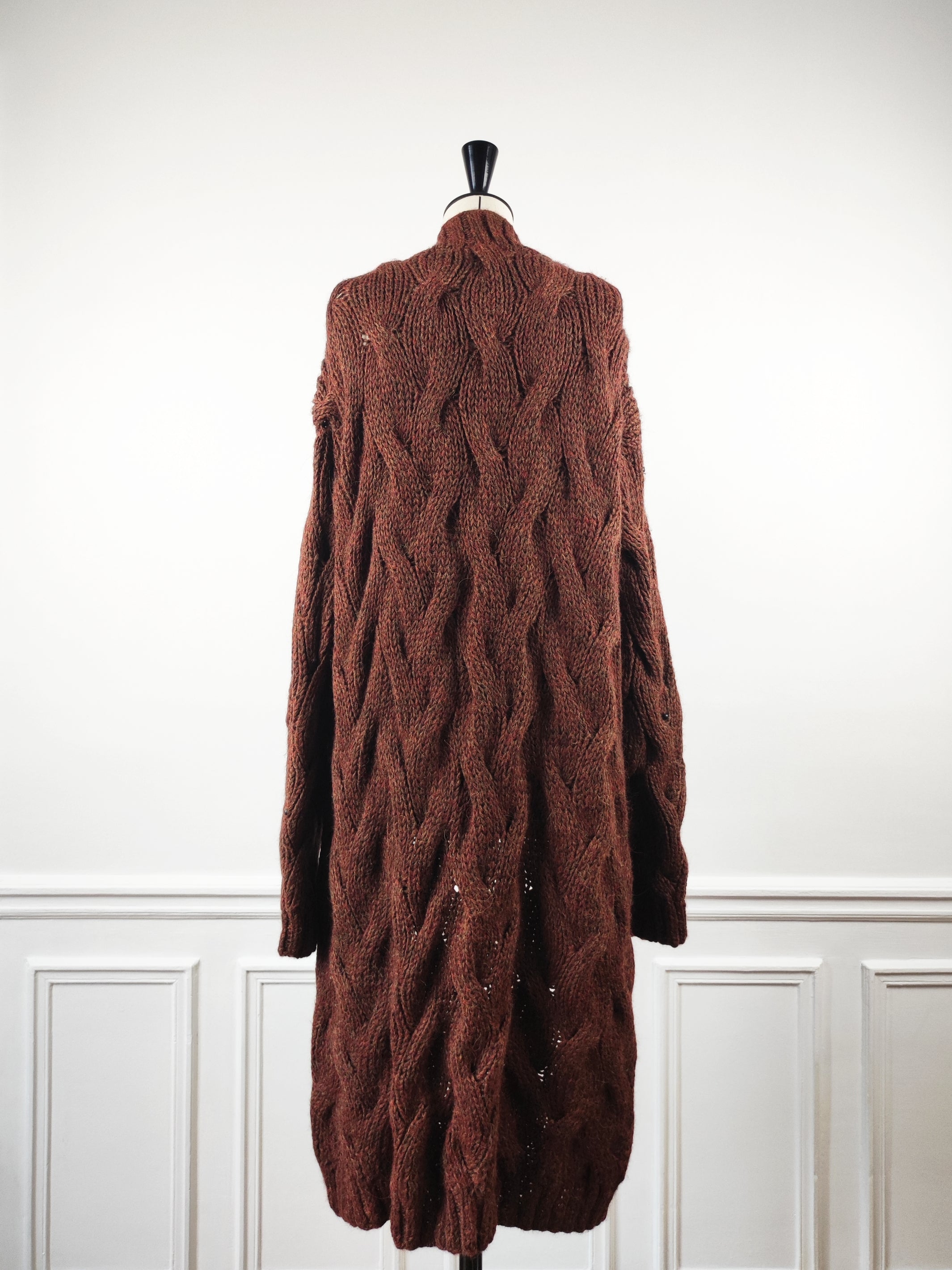 Hand-knited long cardigan in Alpaca